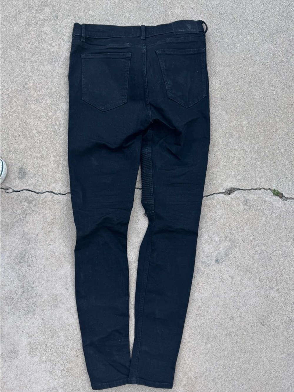 Forever 21 Men's Skinny Black Stretch Jeans - Picture 5 of 11